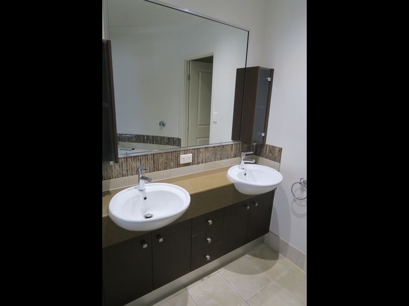 8/27-29 Pembroke Street, Parramatta Park QLD 4870