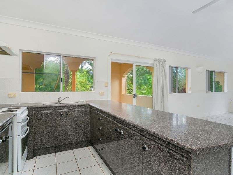 8/11 Springfield Crescent, Manoora QLD 4870