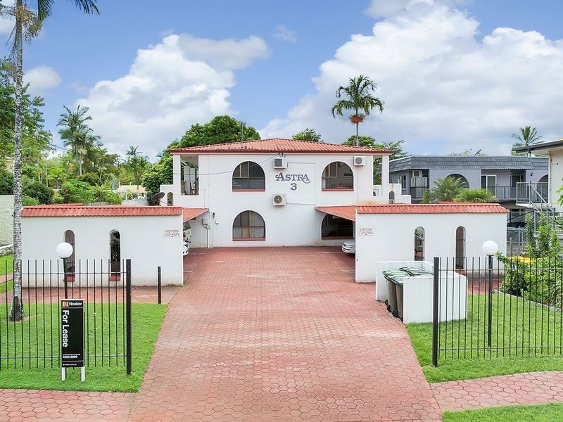 2/3 Crathern Close, Edge Hill QLD 4870