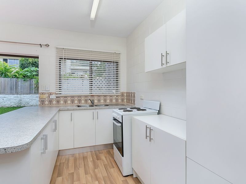 2/3 Crathern Close, Edge Hill QLD 4870