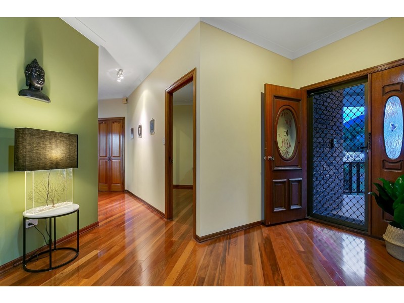 170 Harvey Road, Redlynch QLD 4870