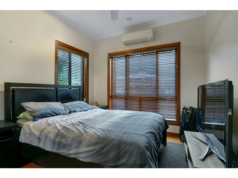 170 Harvey Road, Redlynch QLD 4870