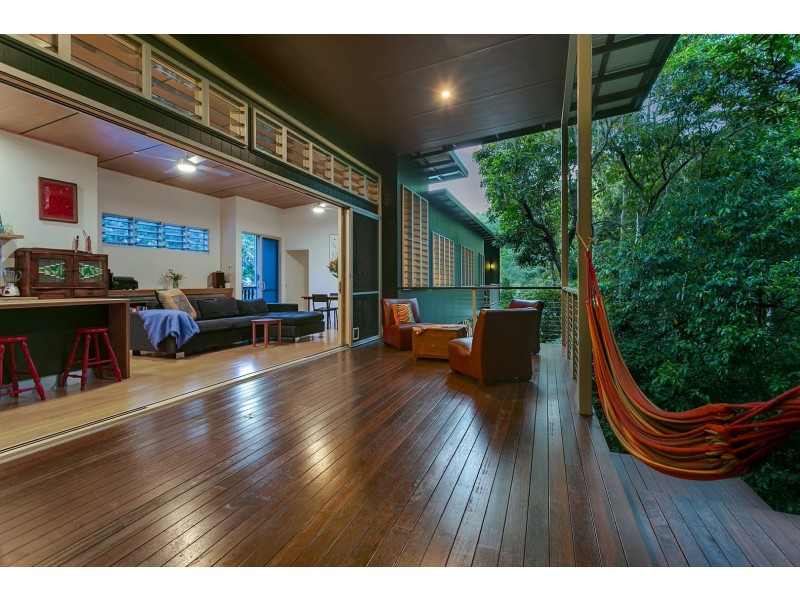 6 Cycas Close, Kamerunga QLD 4870