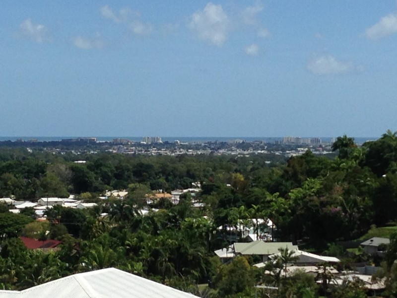 26 Pheasant Street, Bayview Heights QLD 4868