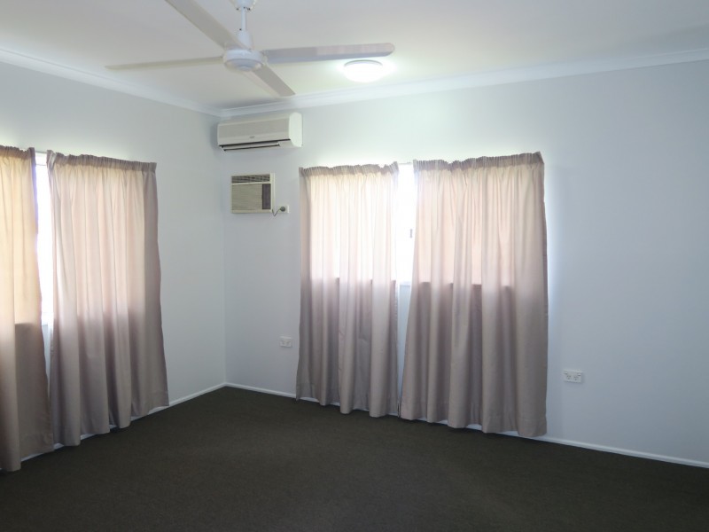 5 Whyandra Close, Mount Sheridan QLD 4868