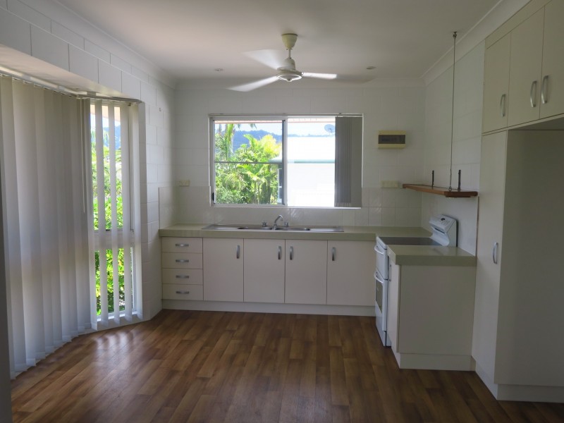 9/73 Pease Street, Manoora QLD 4870