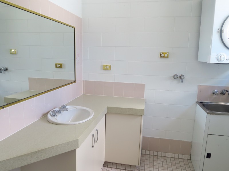 9/73 Pease Street, Manoora QLD 4870