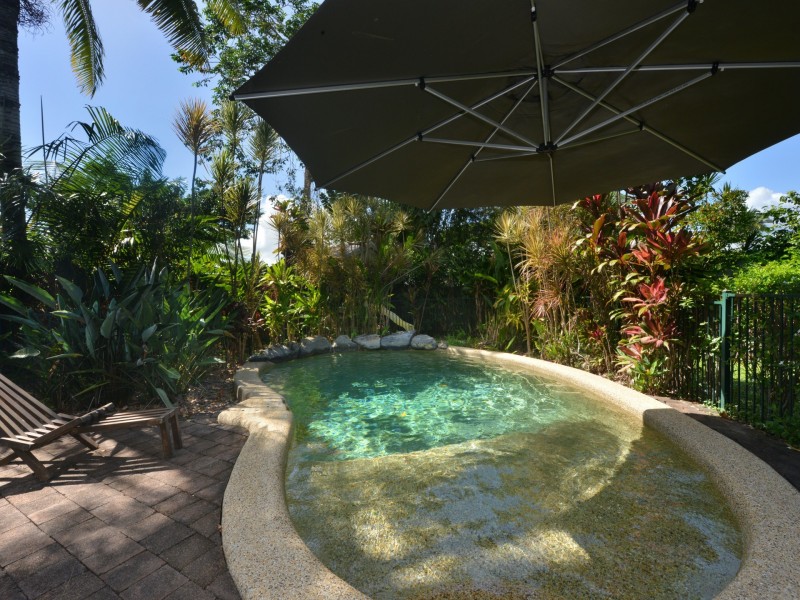 17 Cassia Street, Edge Hill QLD 4870