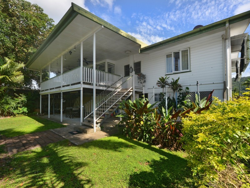 17 Cassia Street, Edge Hill QLD 4870