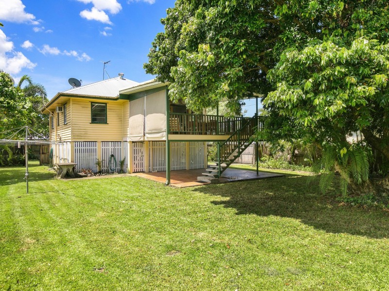 69 Balaclava Road, Earlville QLD 4870