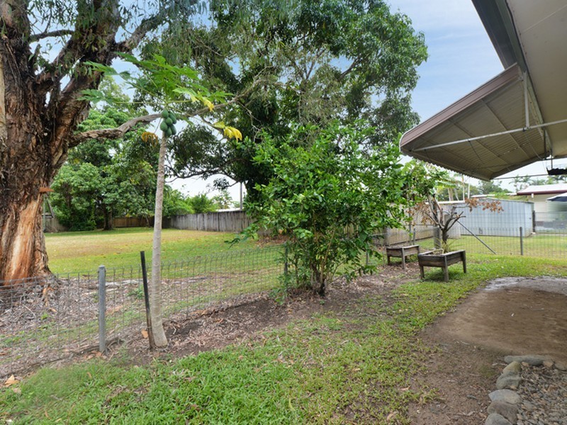 1/23 Woodward Street, Edge Hill QLD 4870