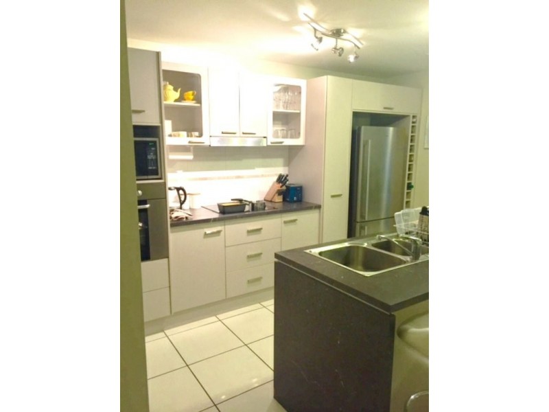 19/9 McLean Street, Cairns North QLD 4870