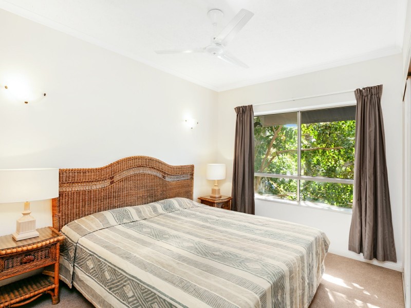 1113/2 Greenslopes Street, Cairns North QLD 4870