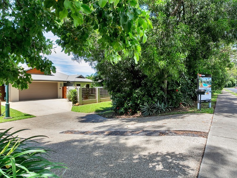 56 Moore Road, Kewarra Beach QLD 4879