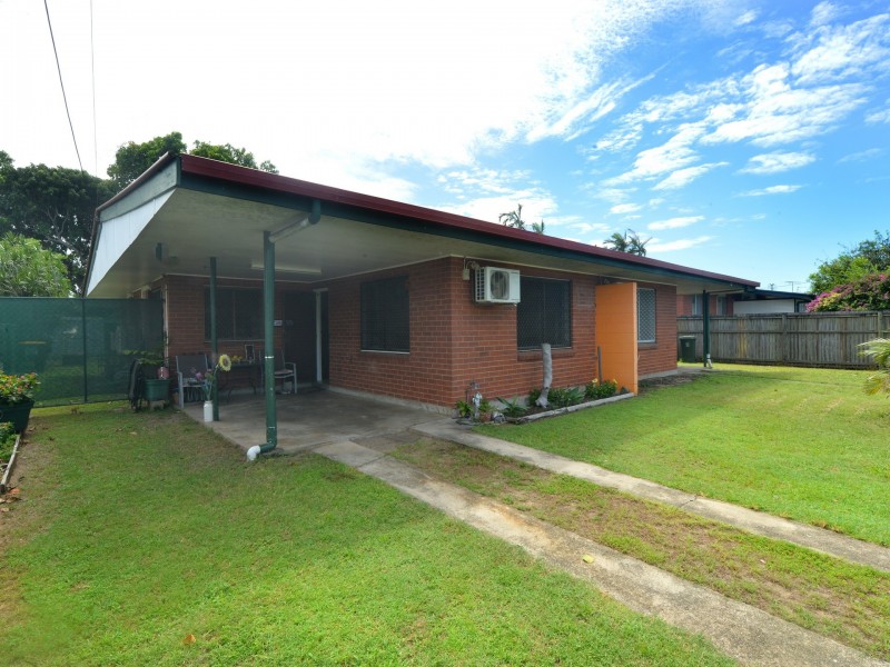 34 Curtin Street, Westcourt QLD 4870