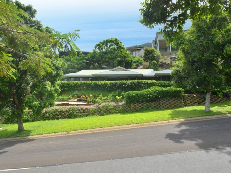 59 Summer Hill Drive, Mooroobool QLD 4870