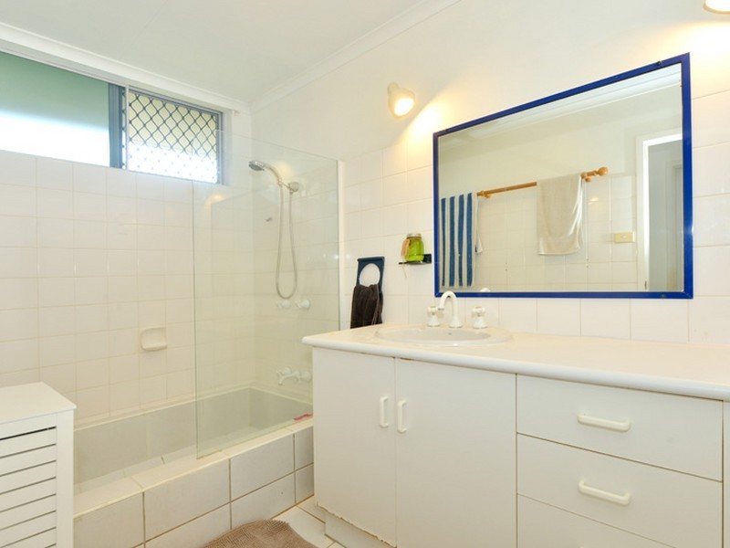 13 Turquoise Close, Bayview Heights QLD 4868