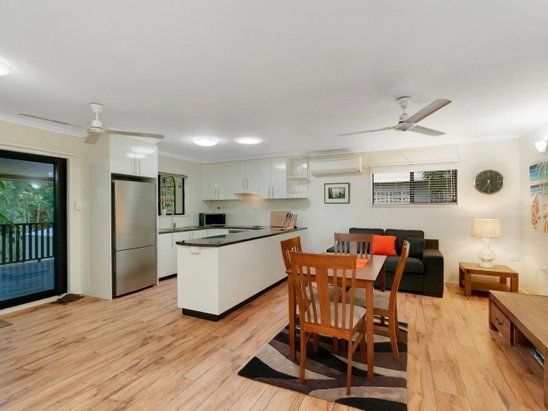 39 Henley Street, Earlville QLD 4870