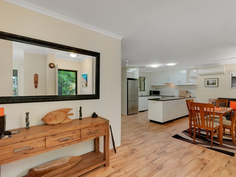 39 Henley Street, Earlville QLD 4870