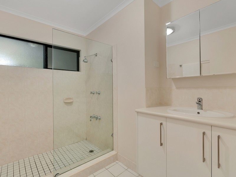 39 Henley Street, Earlville QLD 4870