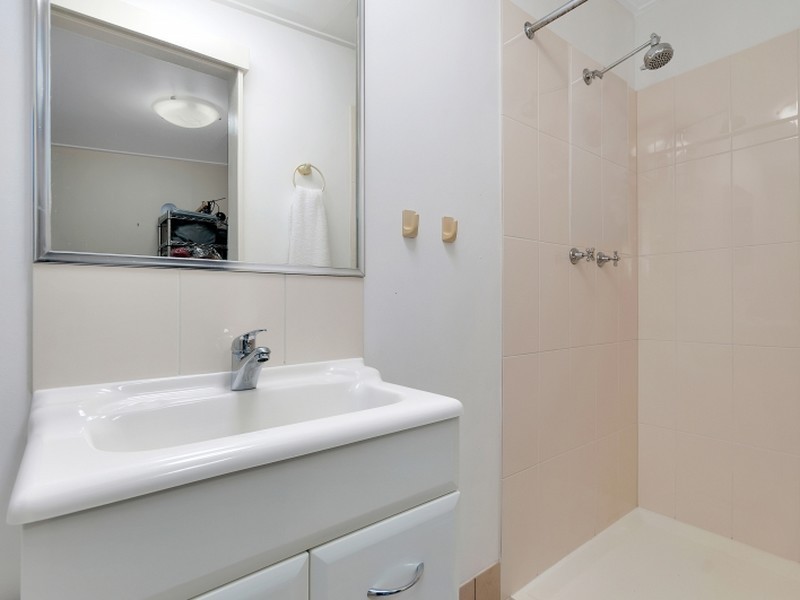 39 Henley Street, Earlville QLD 4870