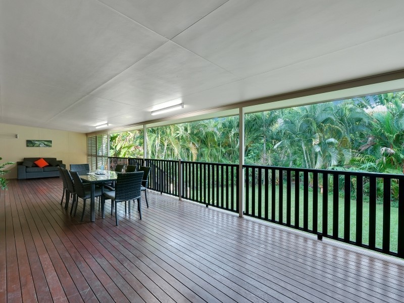 39 Henley Street, Earlville QLD 4870