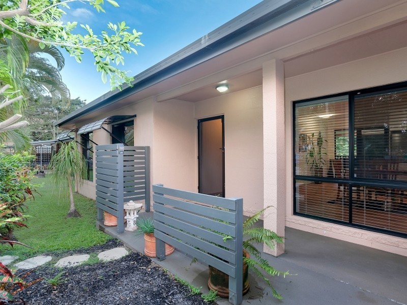 39 Henley Street, Earlville QLD 4870