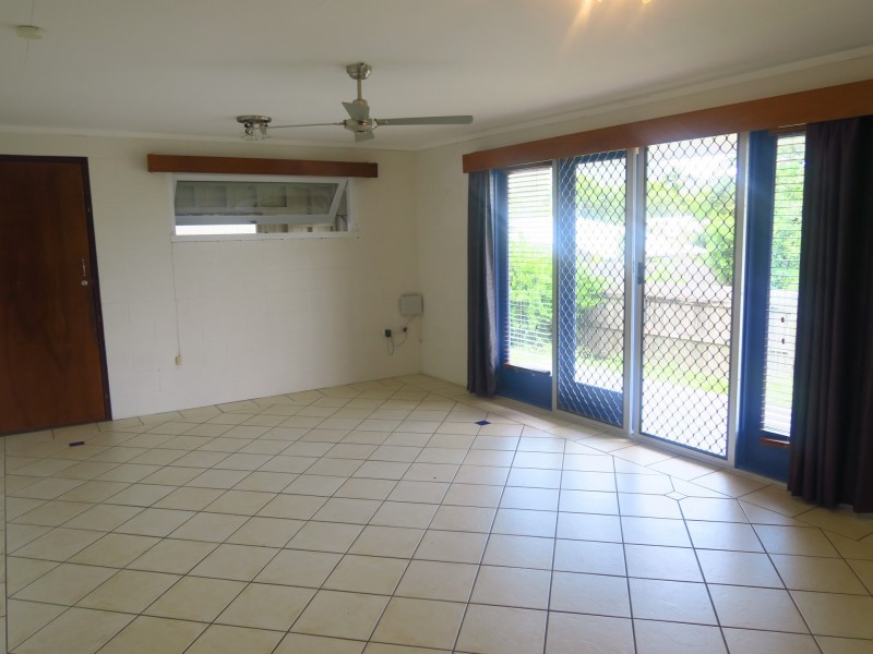 24 Duignan Street, Whitfield QLD 4870