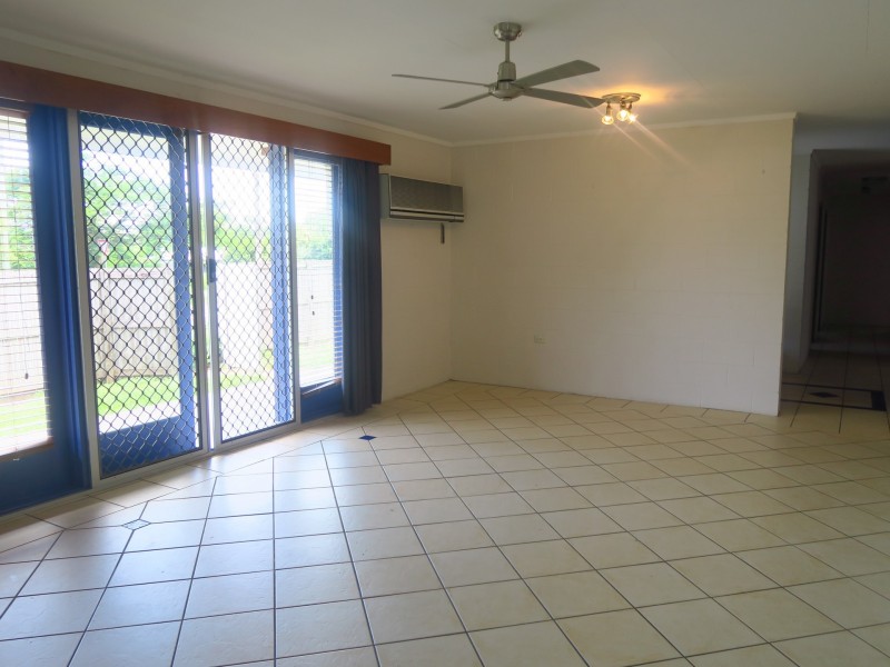 24 Duignan Street, Whitfield QLD 4870
