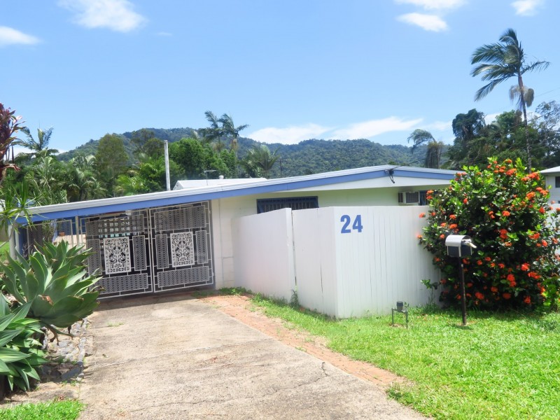 24 Duignan Street, Whitfield QLD 4870
