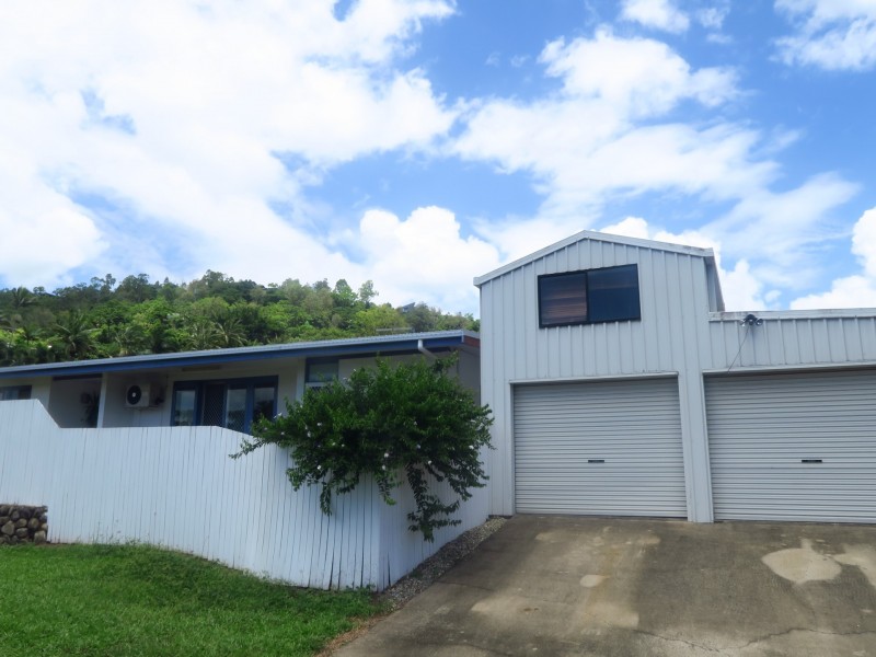 24 Duignan Street, Whitfield QLD 4870
