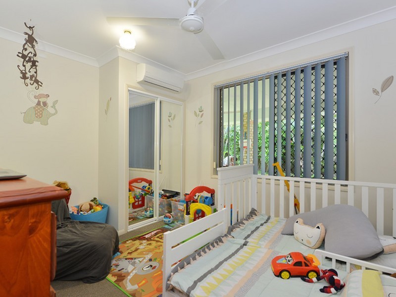 13 Obersky Close, Brinsmead QLD 4870