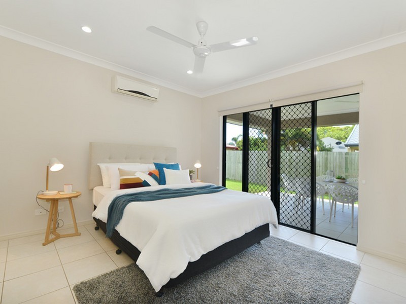 11 Totley Chase, Trinity Park QLD 4879