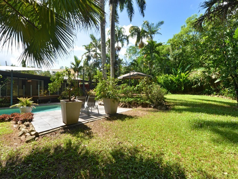 22 Nolan Street, Whitfield QLD 4870