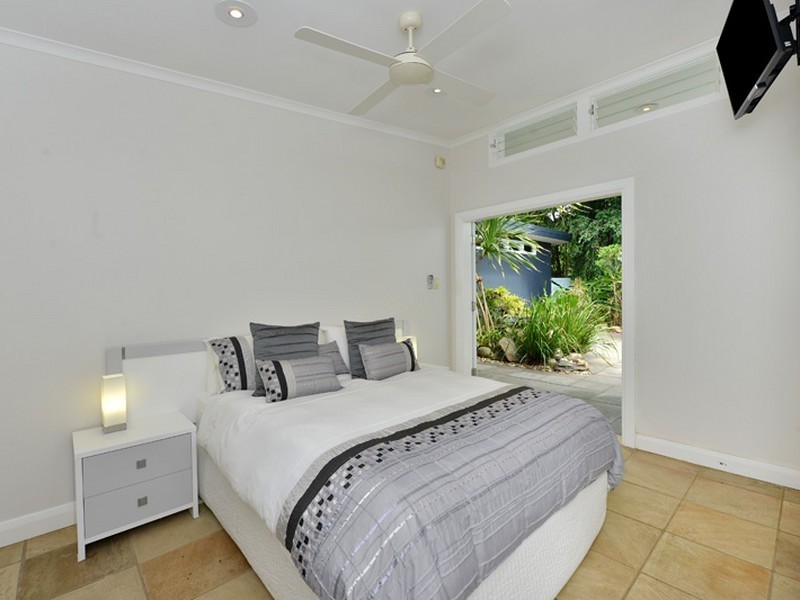 22 Nolan Street, Whitfield QLD 4870
