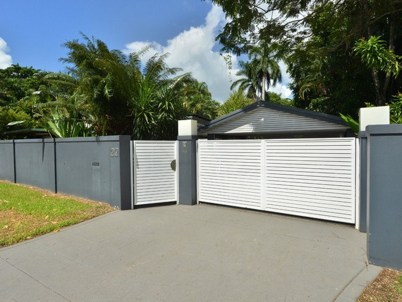 22 Nolan Street, Whitfield QLD 4870