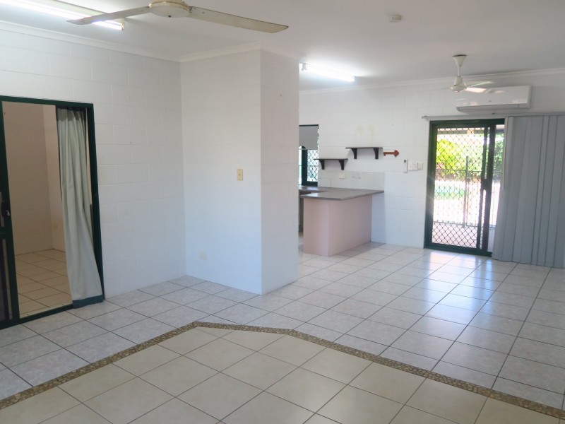 17 Adonis Street, Mount Sheridan QLD 4868