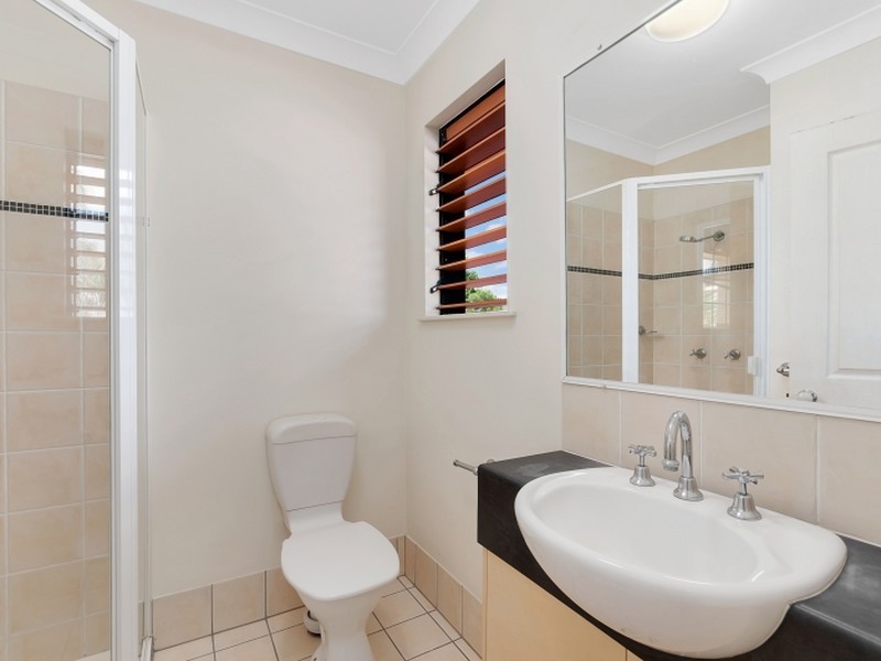 11/11-19 Stratford Parade, Stratford QLD 4870