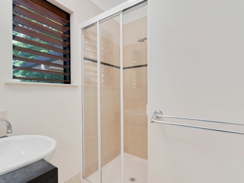 11/11-19 Stratford Parade, Stratford QLD 4870