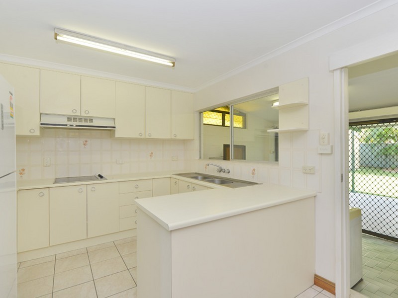 42 Richardson Street, Edge Hill QLD 4870