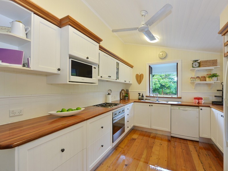 115 Kamerunga Road, Freshwater QLD 4870