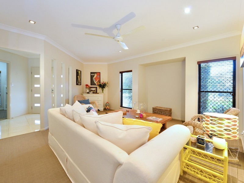 13 McBride Street, Redlynch QLD 4870