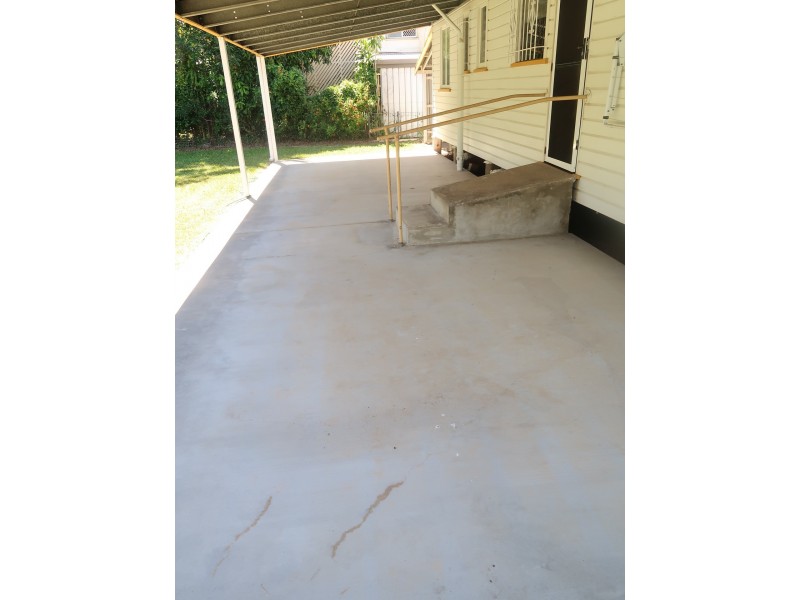 273 Buchan Street, Westcourt QLD 4870