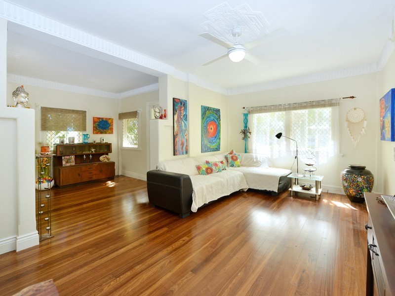 1 Diehm Street, Aeroglen QLD 4870