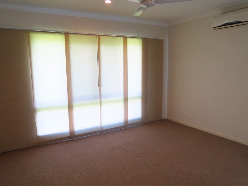 5 Dwyer Place, Redlynch QLD 4870