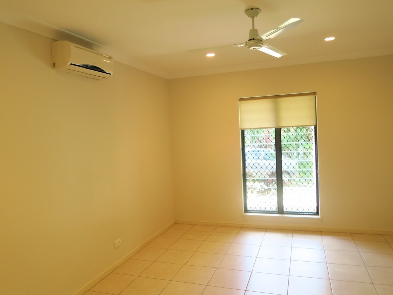 5 Dwyer Place, Redlynch QLD 4870