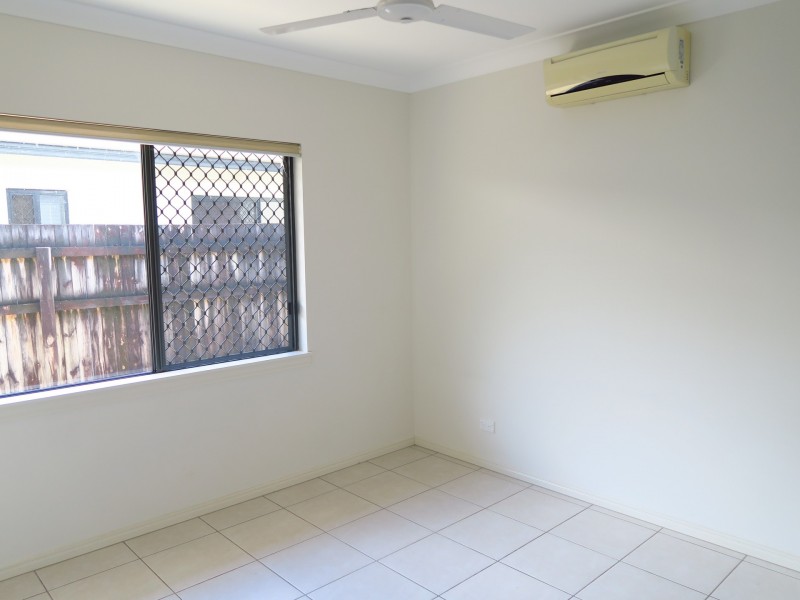 5 Dwyer Place, Redlynch QLD 4870