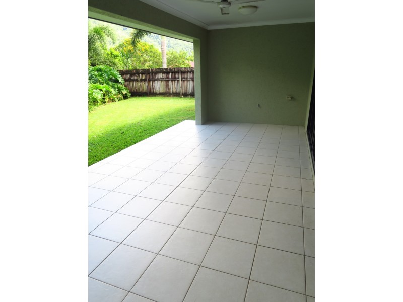 5 Dwyer Place, Redlynch QLD 4870