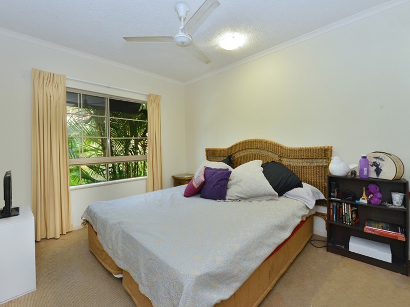 707/2 Greenslopes Street, Cairns North QLD 4870
