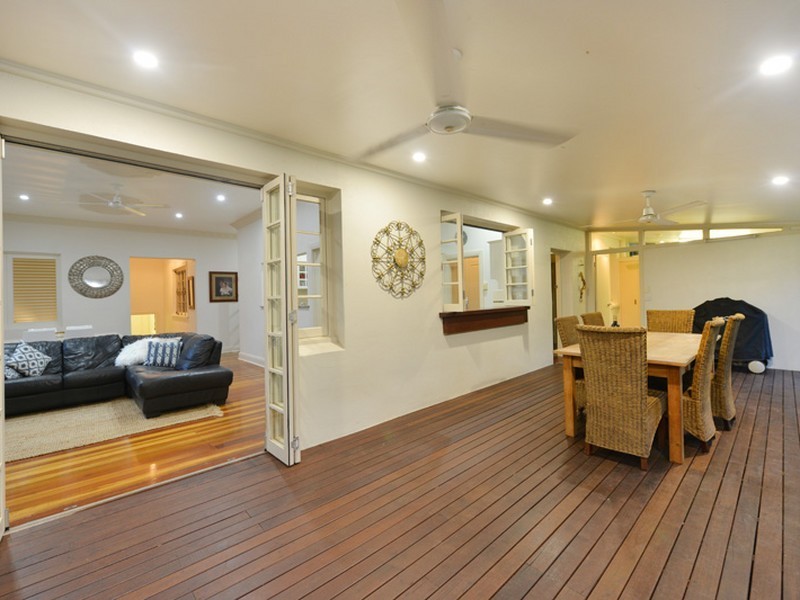 4 Hall Street, Edge Hill QLD 4870